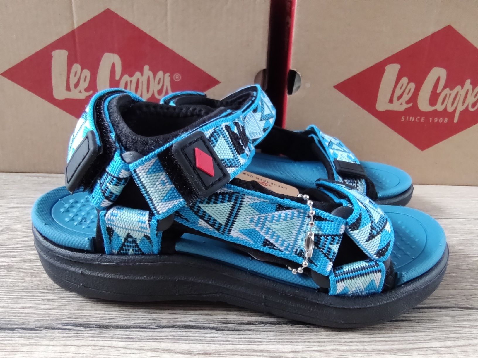 Sandały Lee Cooper 32