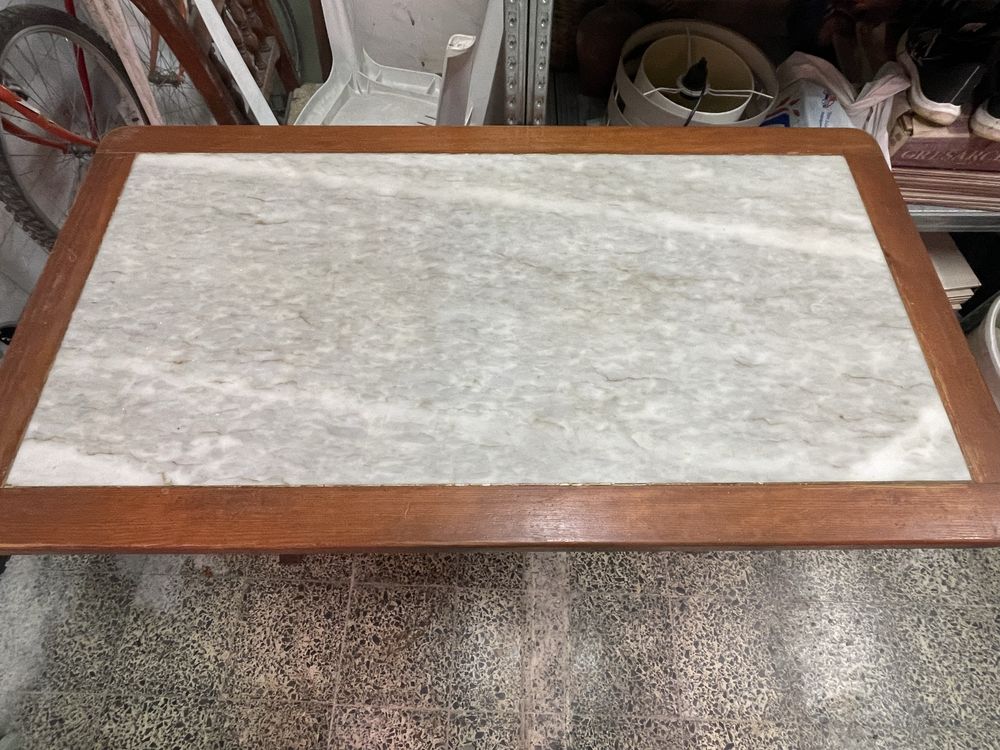 Vendo mesa 4 cadeiras- URGENTE