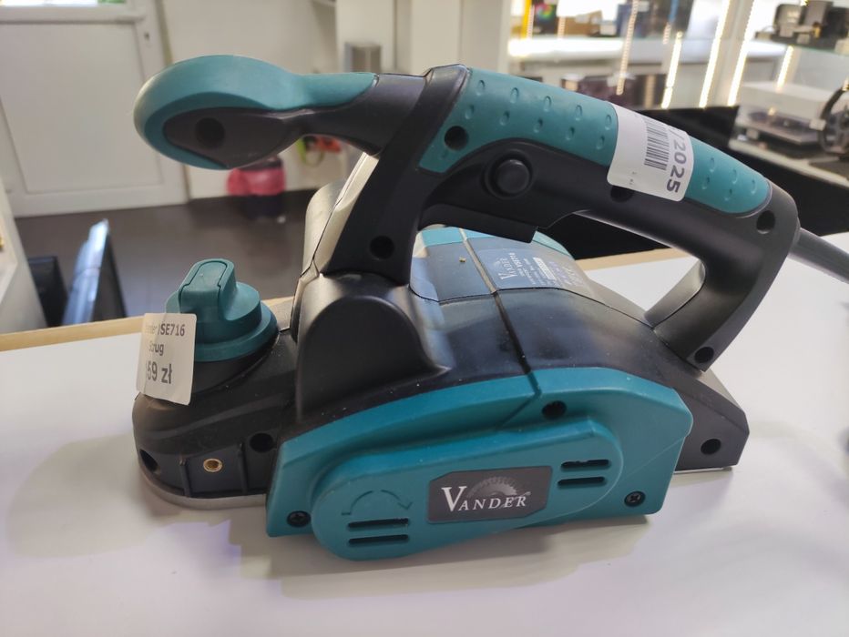 Strug Vander VSE716 650W, stan bdb