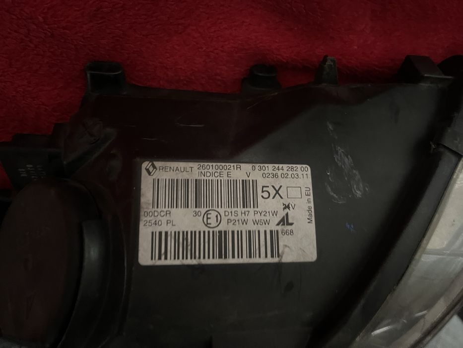 Farois bi-xenom direcionais