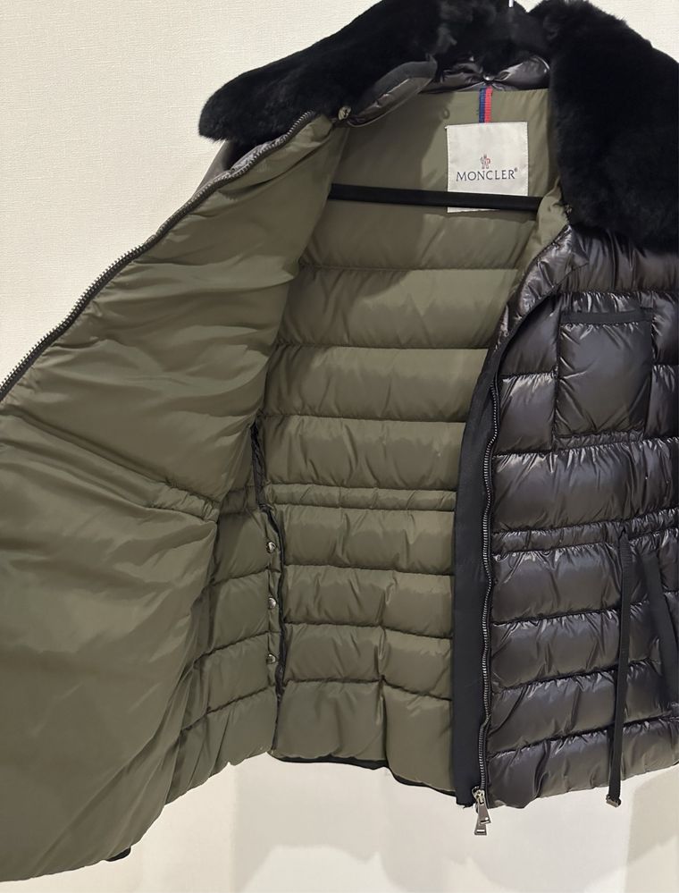 Куртка под Moncler