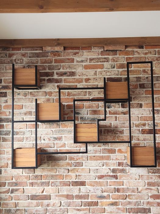 Wiszący kwietnik loft