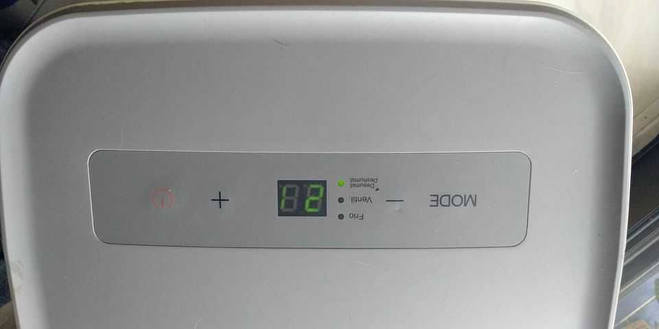 TROIA - Ar Condicionado  Portátil /Desumidificador/Ventilação