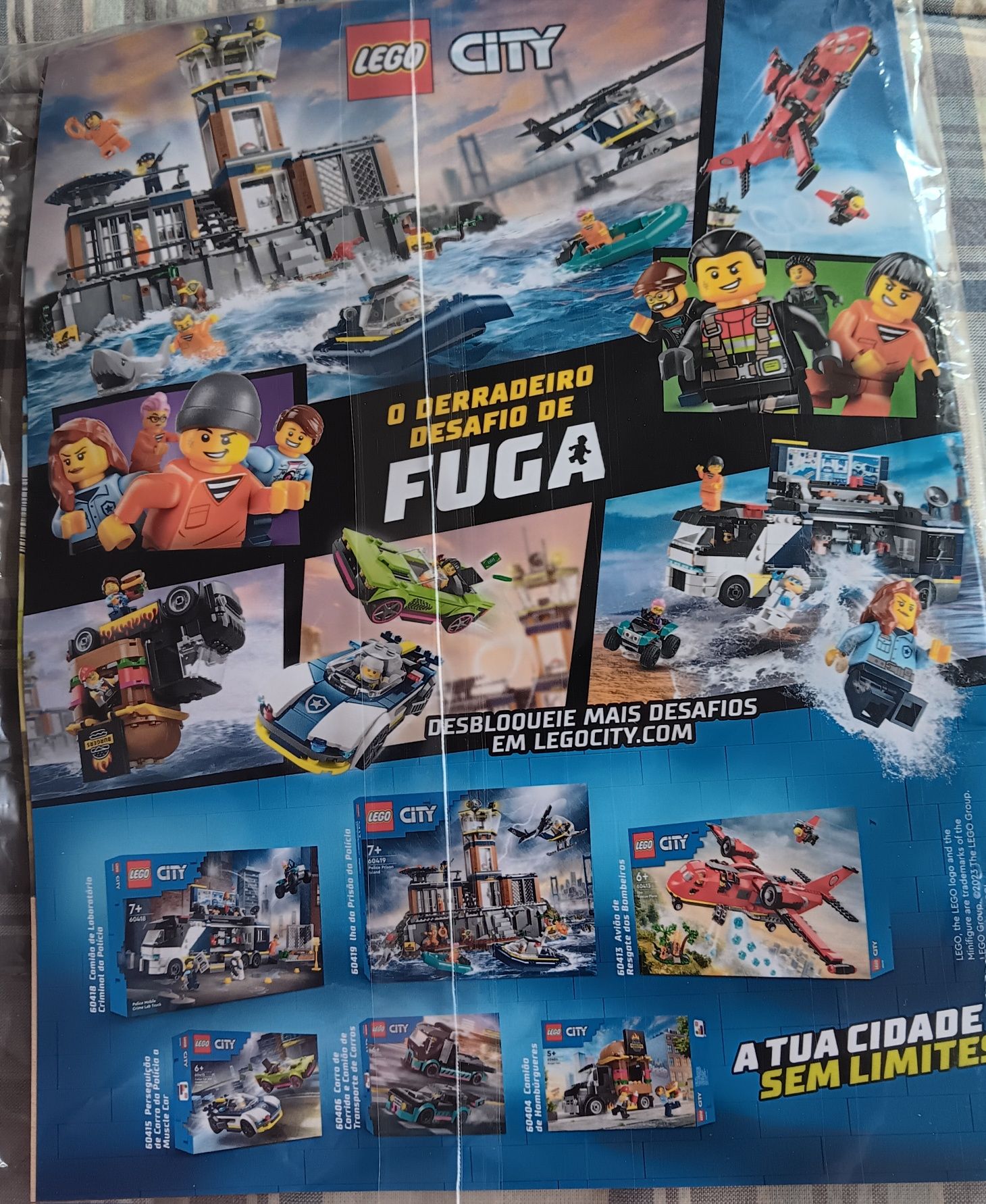 Revista Lego Ninjago Legacy com 2 minifiguras  selado