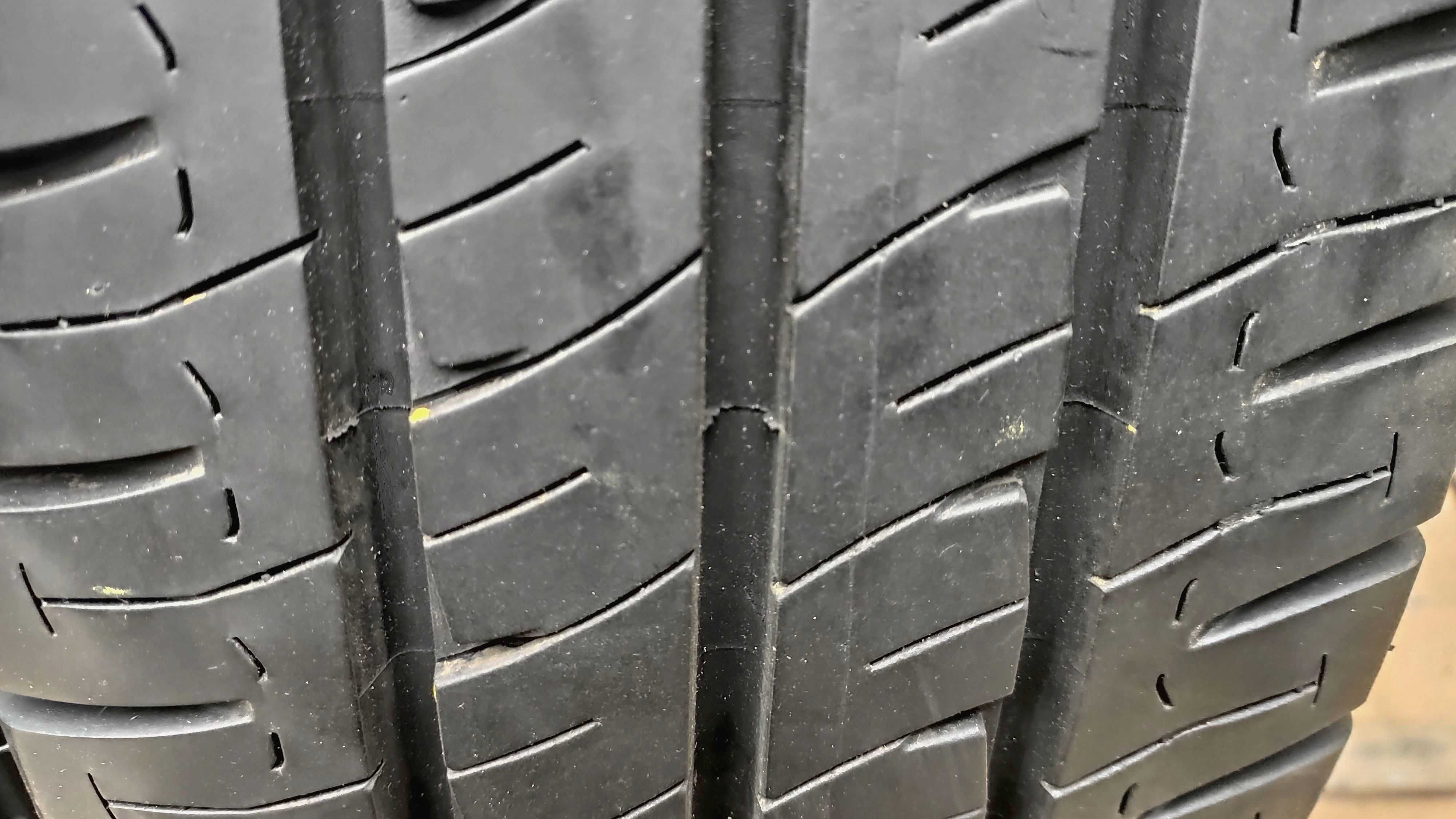Шини 225/75R16C Michelin Agilis. 9мм.