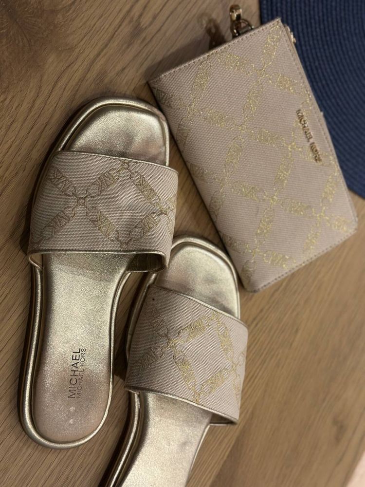 Klapki Michael Kors