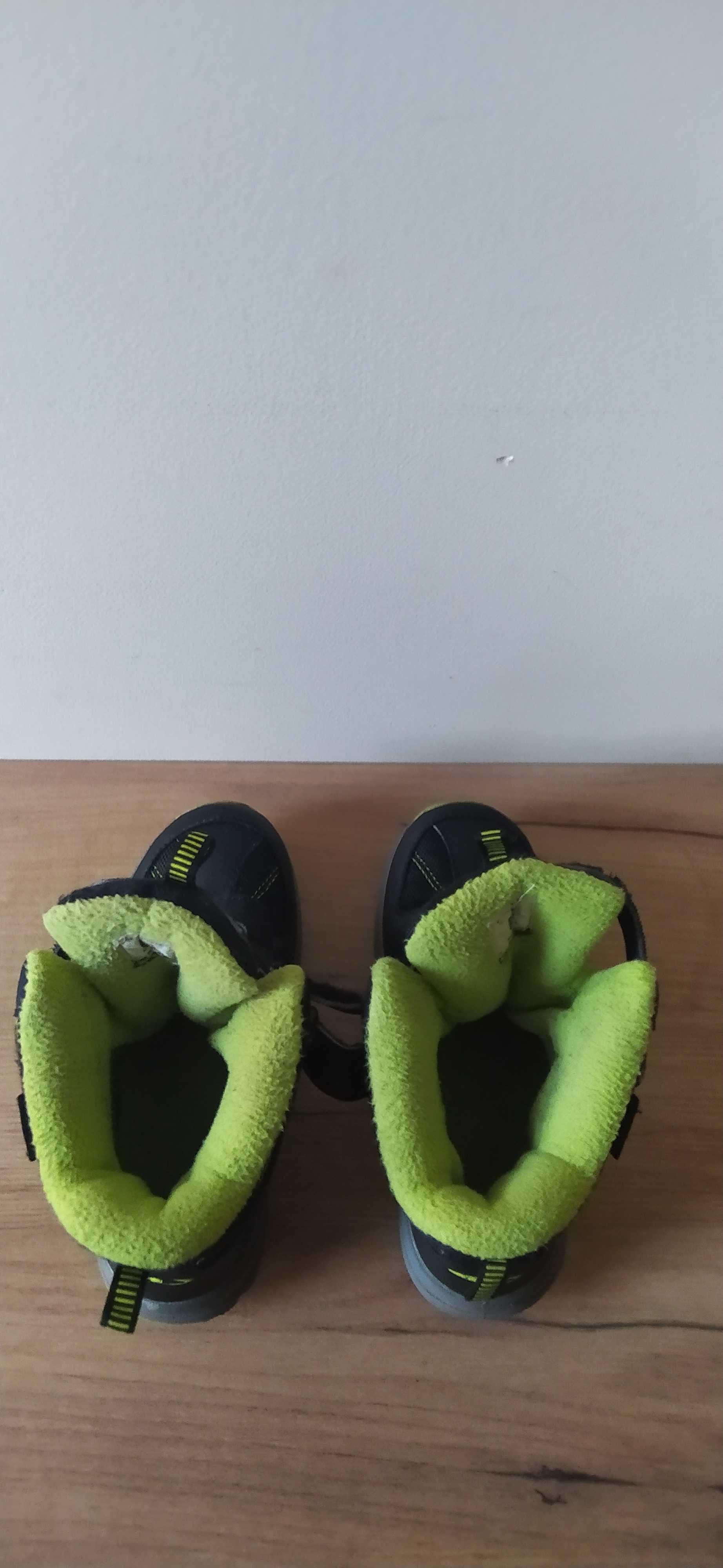 Kozaki Śniegowce Buty zimowe Martes rozm. 29 wkładka 19 cm