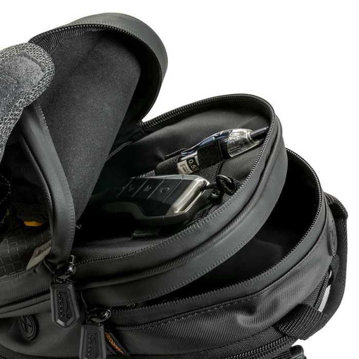 Сумка на бак мотоцикла Loboo 2.5л