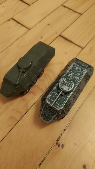 Коллекция игрушек военной техники