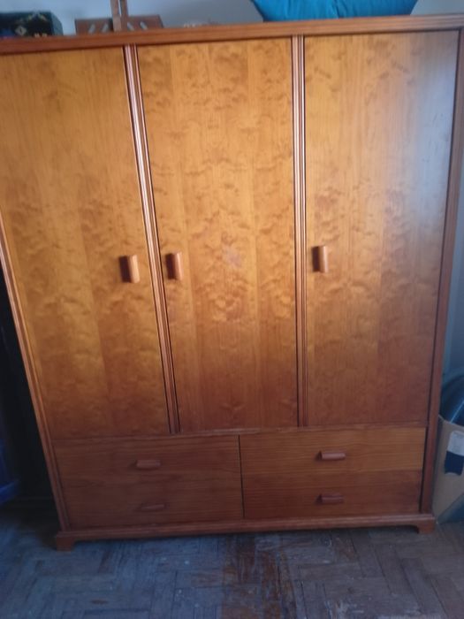 Roupeiro ótimo estado DESCIDA DE PREÇO