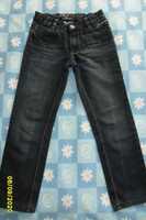 Spodnie dżinsowe rozmiar 128 z regulacją w pasie