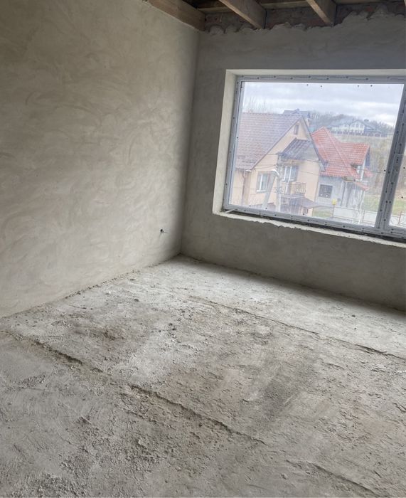 Продається котедж. Також є ділянка 10 сотих