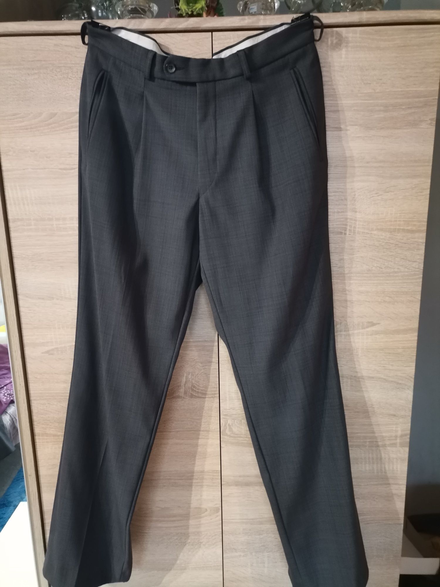 Garnitur męski jak nowy roz. L - XL