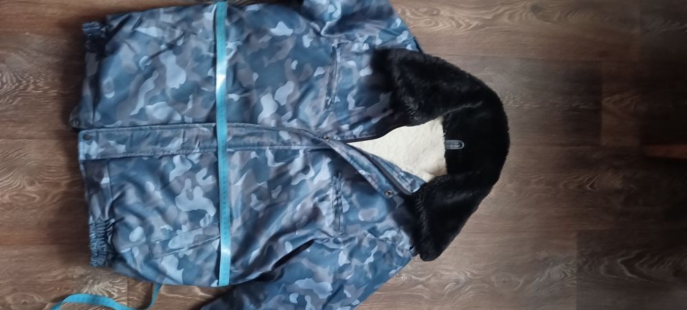 Продаю бушлат для охоронця