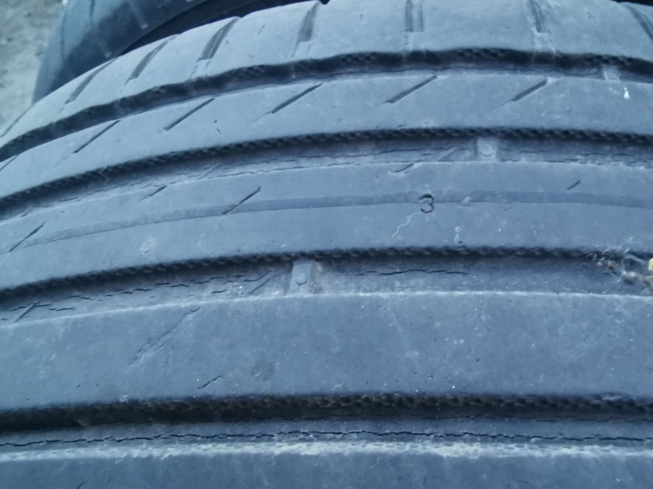 Sprzedam opony letnie NOKIAN 215/55 R16