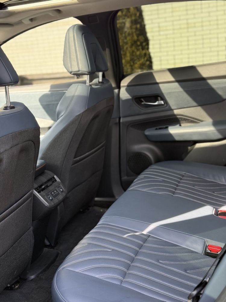 Nissan Ariya Platinum 2023
