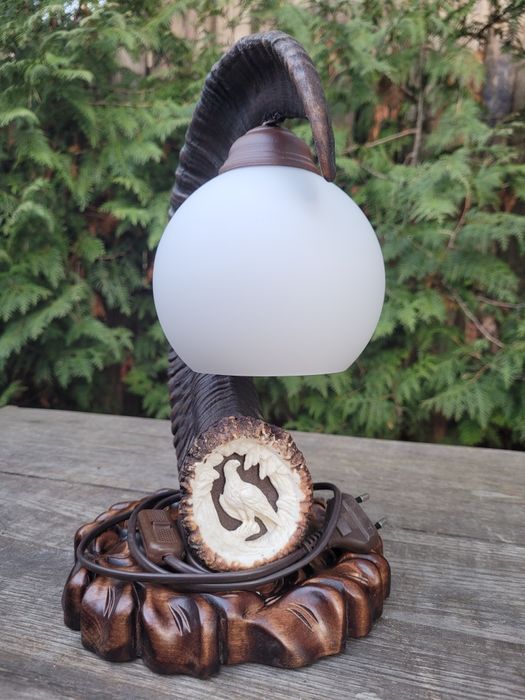 Lampka nocna lampa żyrandol muflon orzeł Eagle klosz retro myśliwski