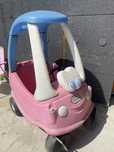 Jeździk little tikes