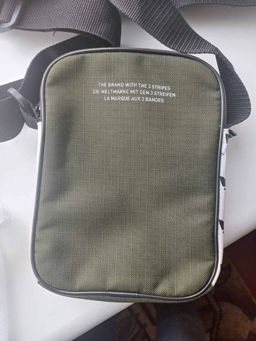 Адидас спортивна, оригинальна