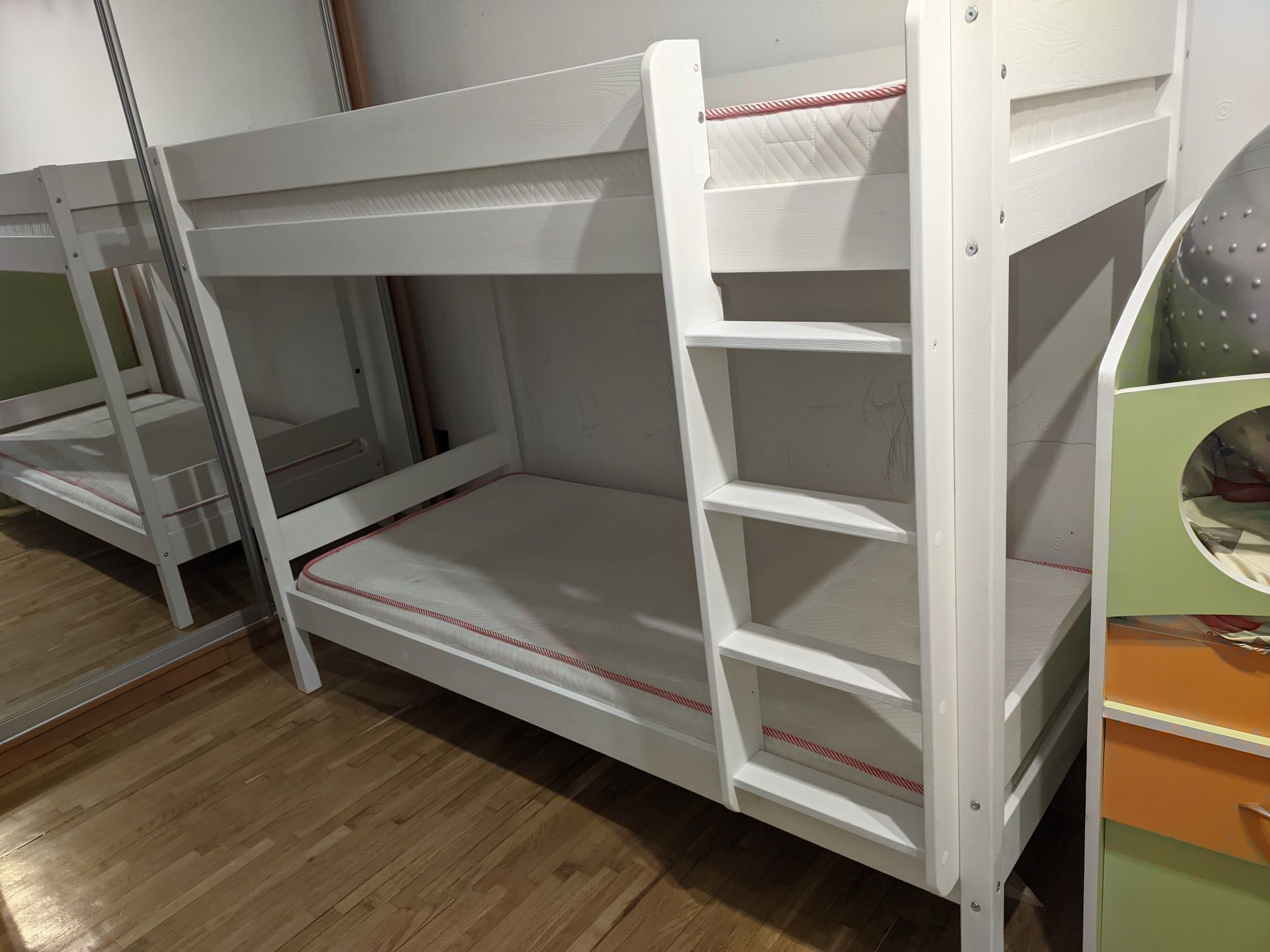 Двоповерхове ліжко jusk 90x200 з матрасами