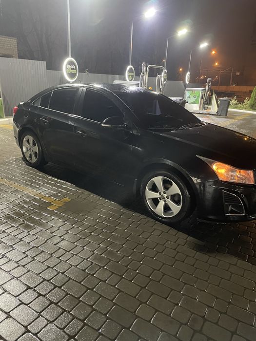 Шевроле Круз.