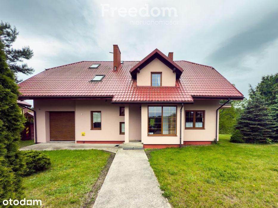 Dom w Ostródzie przy jeziorze, ul.Brzegowa, 7 pok.
