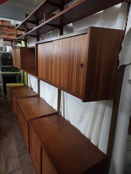 Estante estilo nordico em bom estado em freijo e  teka .