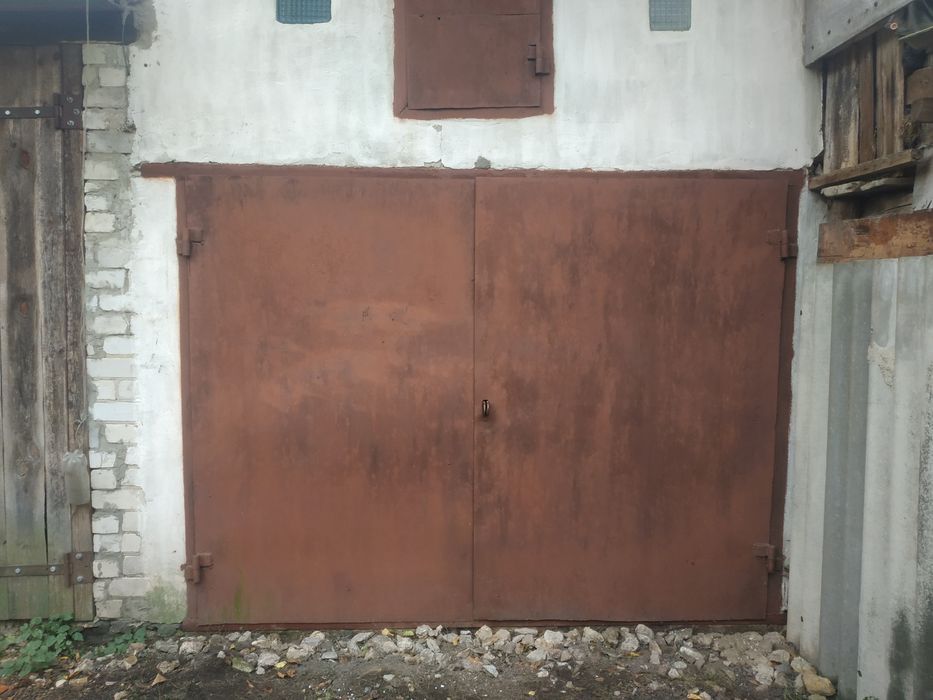 Гараж двухэтажный