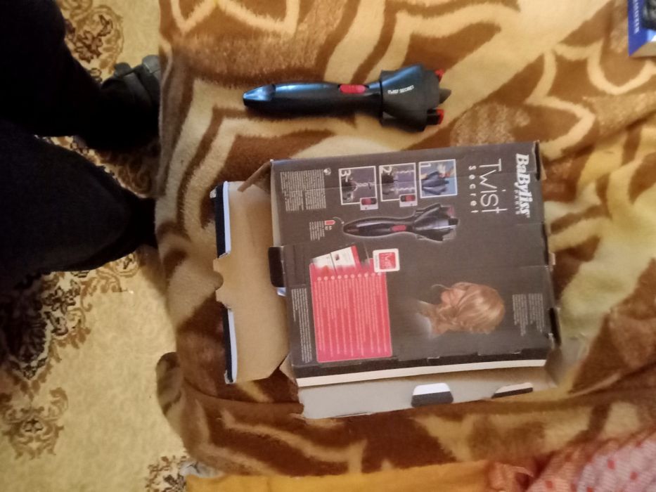 прібор для автоматичного плетіння волосся