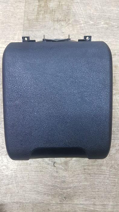 Podłokietnik przesuwny BMW E39