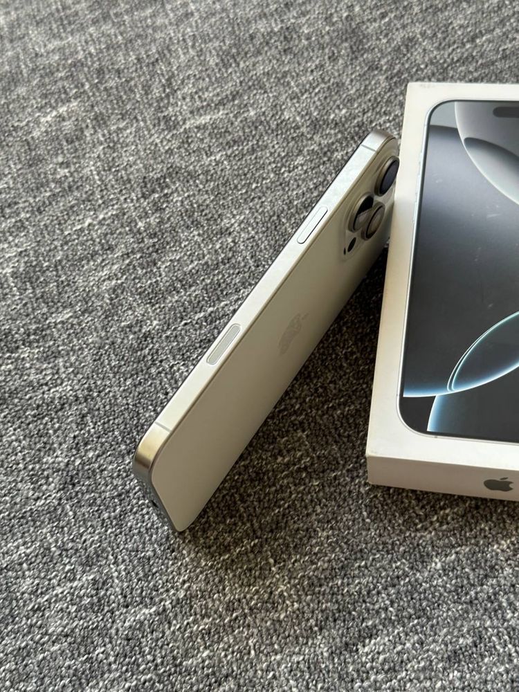 Продам IPhone 16 PRO MAX 512 Neverlock