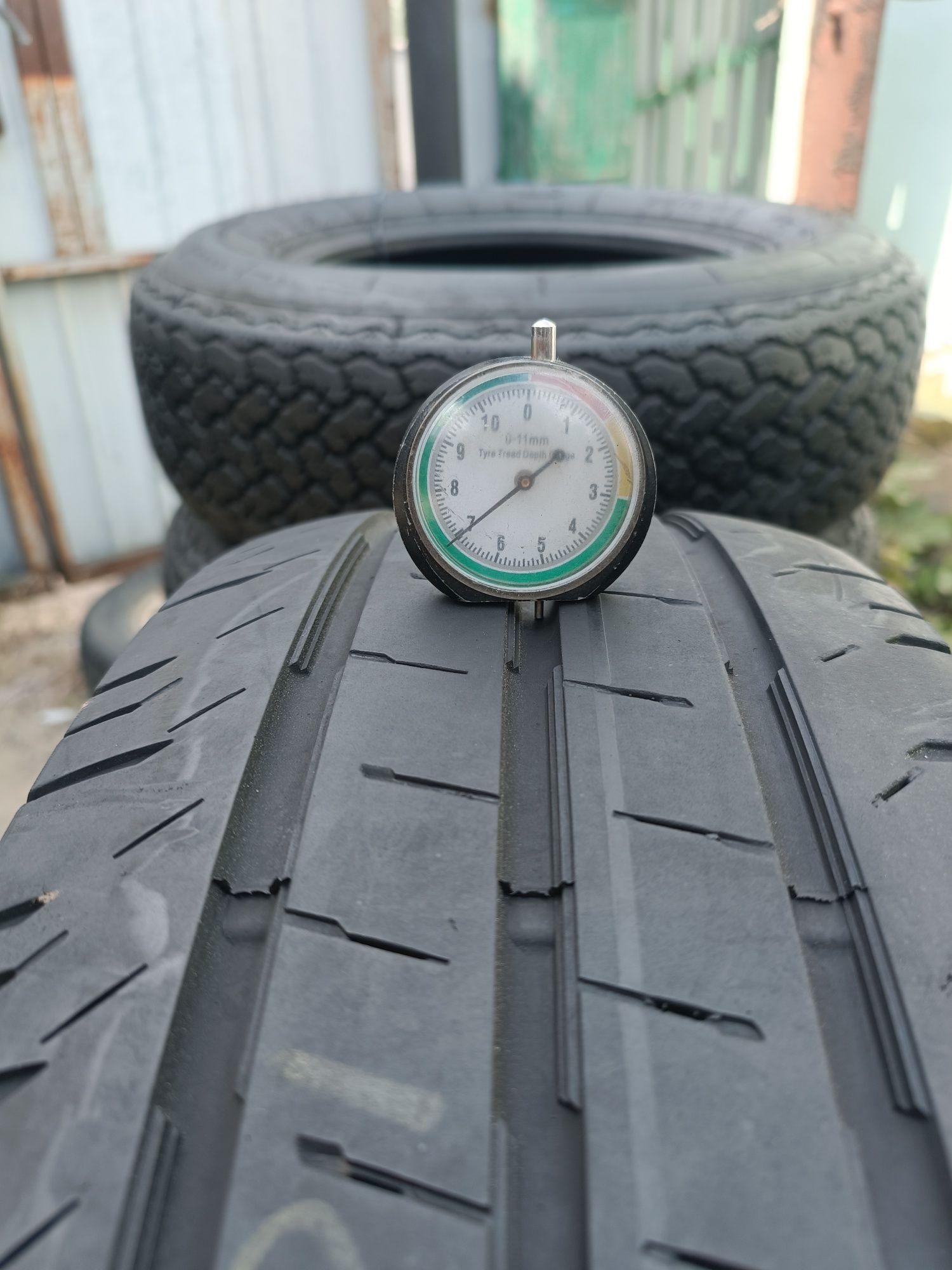 205/75 r16c continental