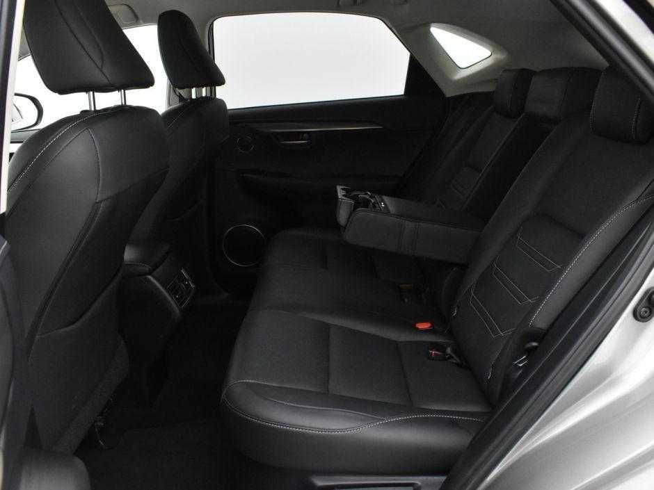 Lexus NX 300h Luxury Line - Apple Carplay - 2017