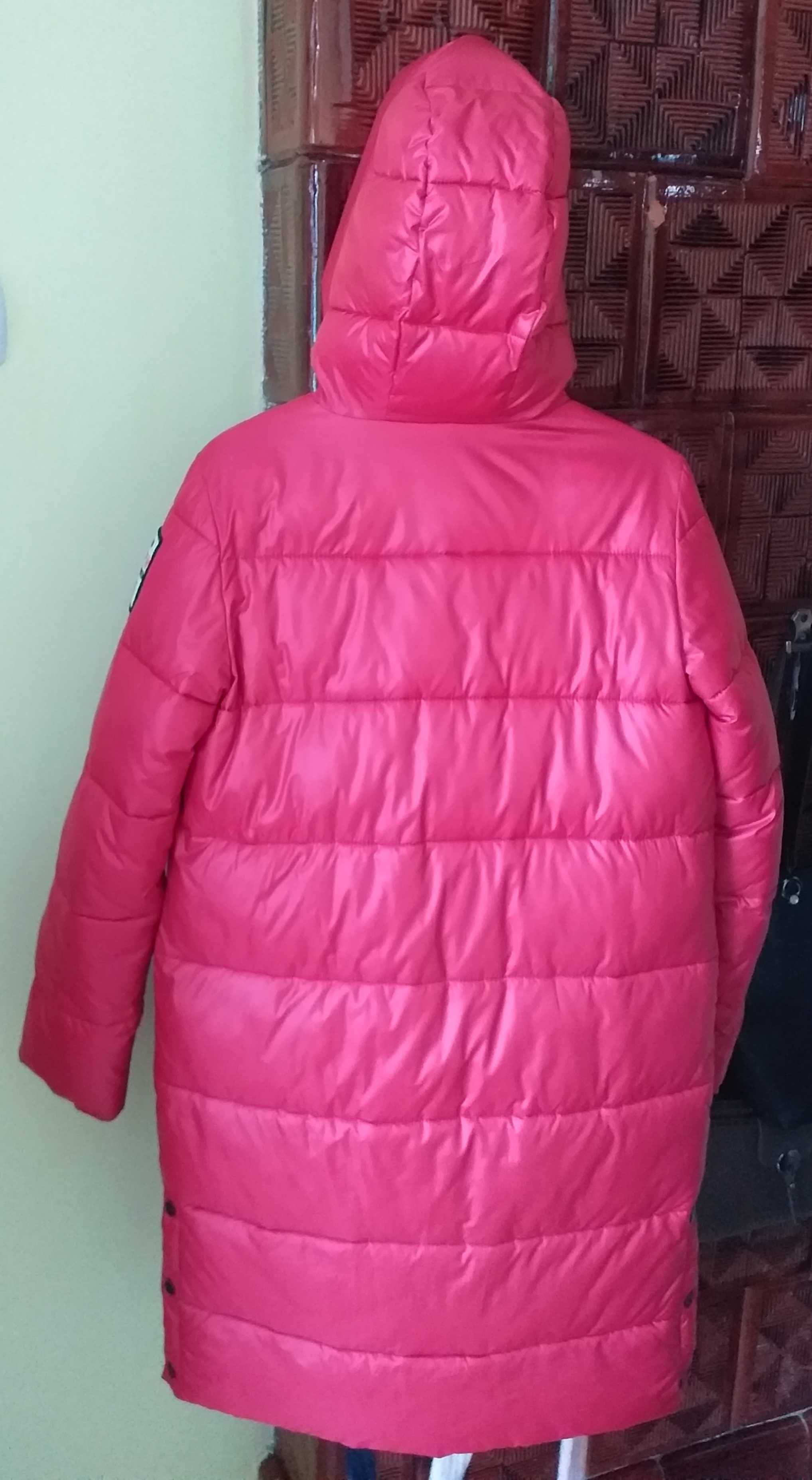 Куртка зимова для дівчини