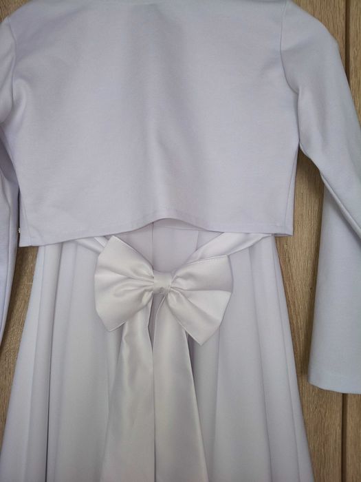 Sprzedam sukienkę komunijną/albę szyta na miarę