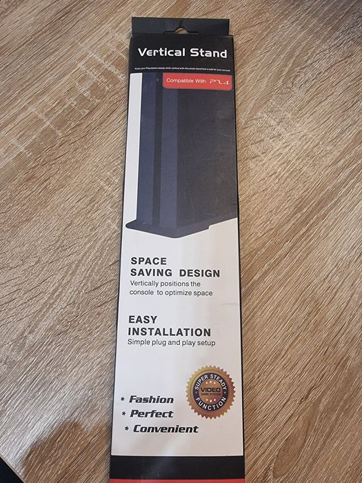 Playstation 4 + dodatki