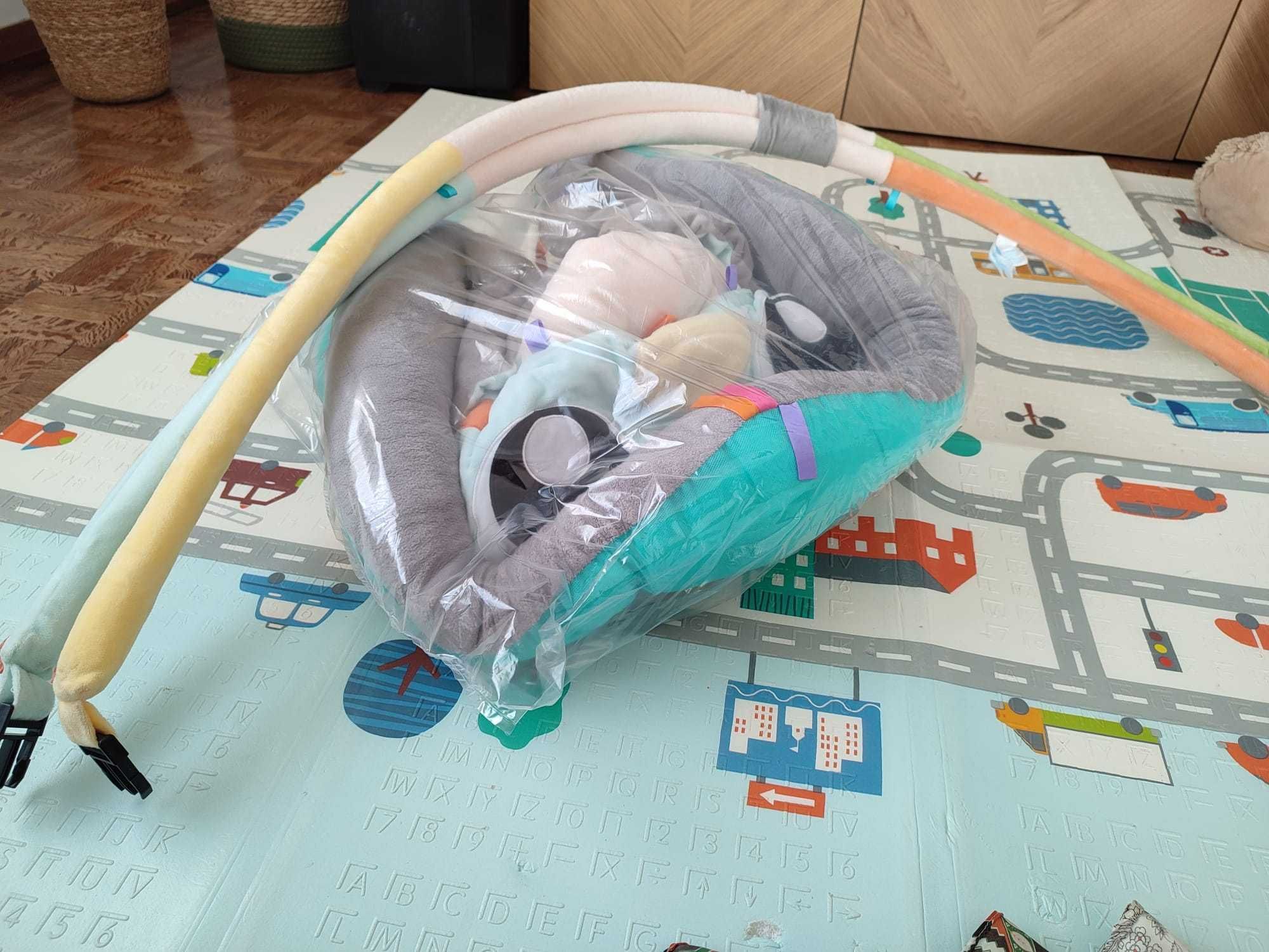 Tapete de actividades Playgro Tummy Time Pinguim