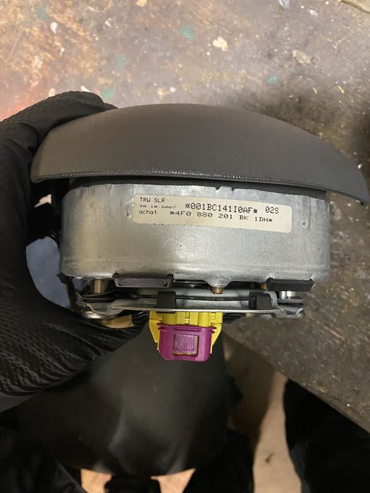 Kierownica 3 ramienna audi a4 b7 achat