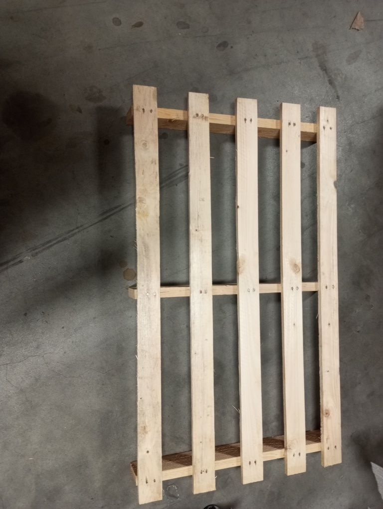 100 paletes 117x0.70