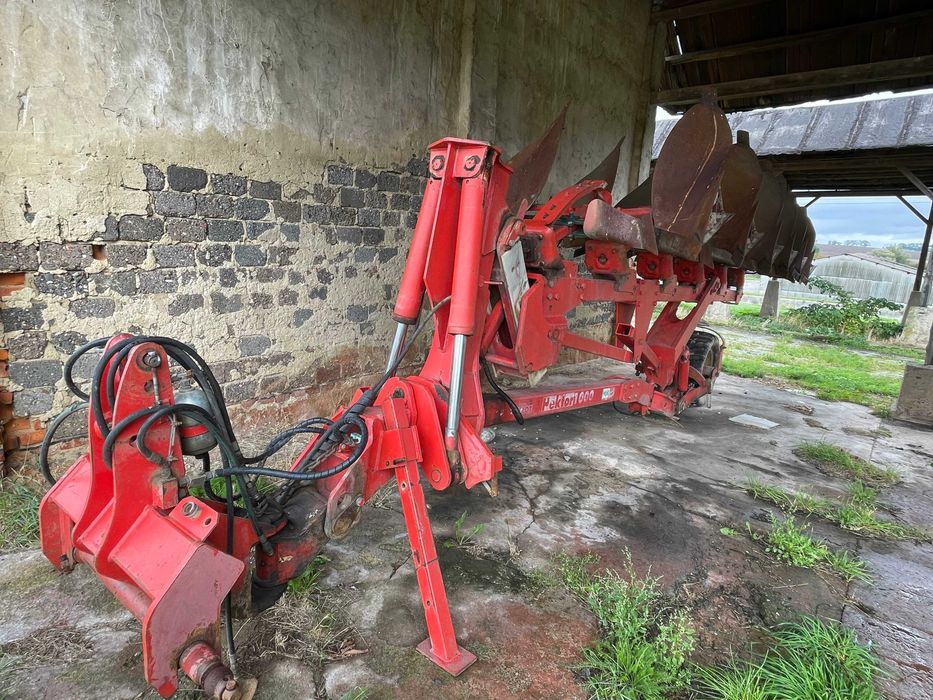 Pług 6 Skibowy Vogel&Noot i głębosz