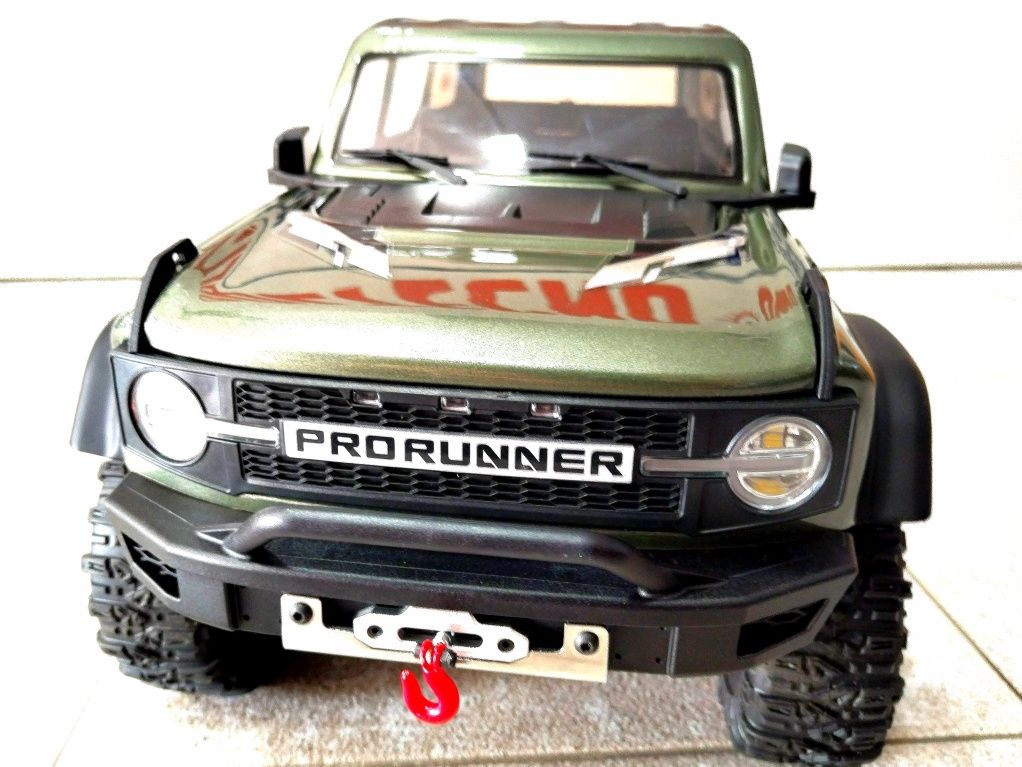 Carro rc crawler rgt com guincho