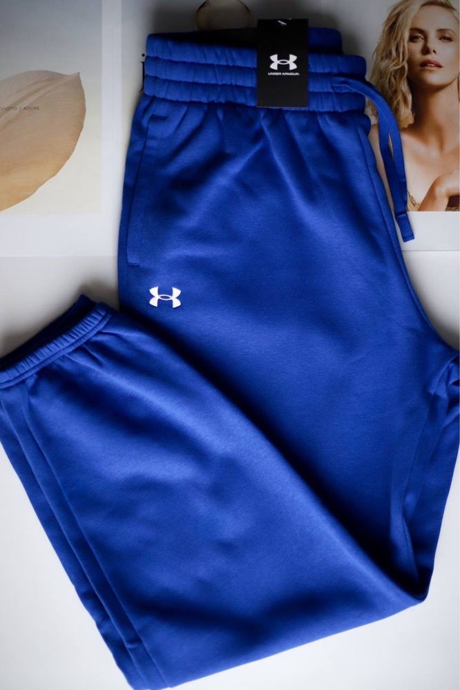 Женские тёплые спортивные штаны Under Armour