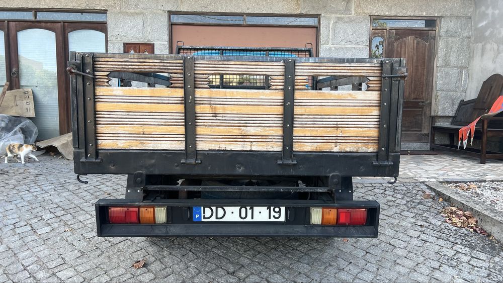 Isuzu  kbd26  como nova