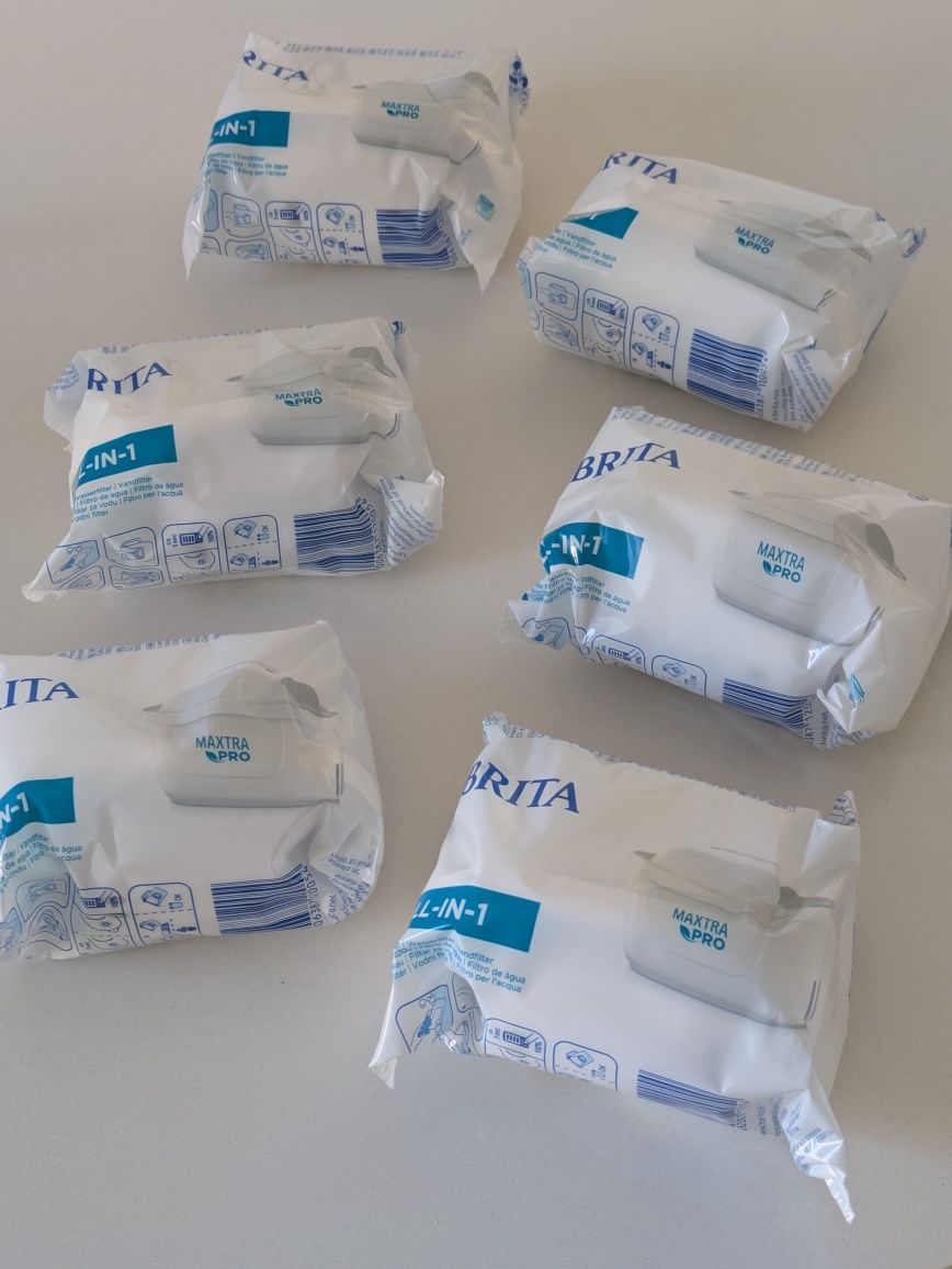 Jarro vidro filtro Brita e 6 recargas