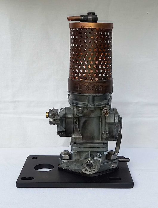 IKOV Dekoracyjna lampa stołowa w industrialnym stylu.