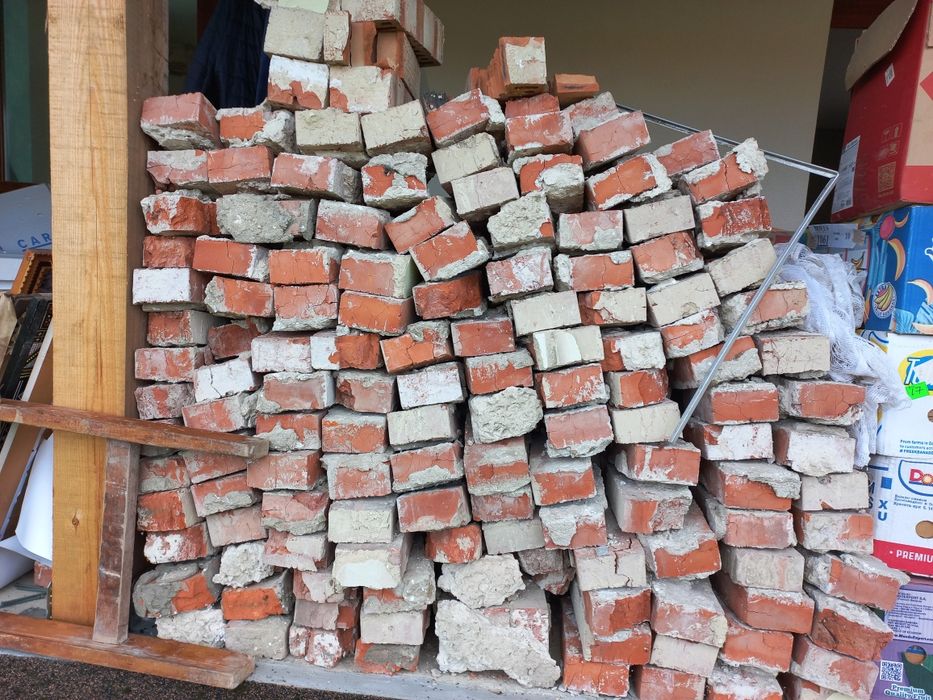 Продам цеглу б/в