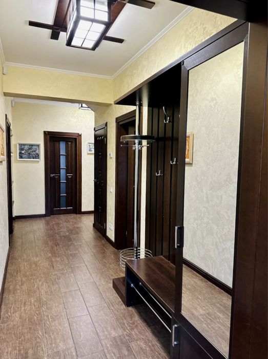 Будинок з ремонтом у Бучі. 195 000 $