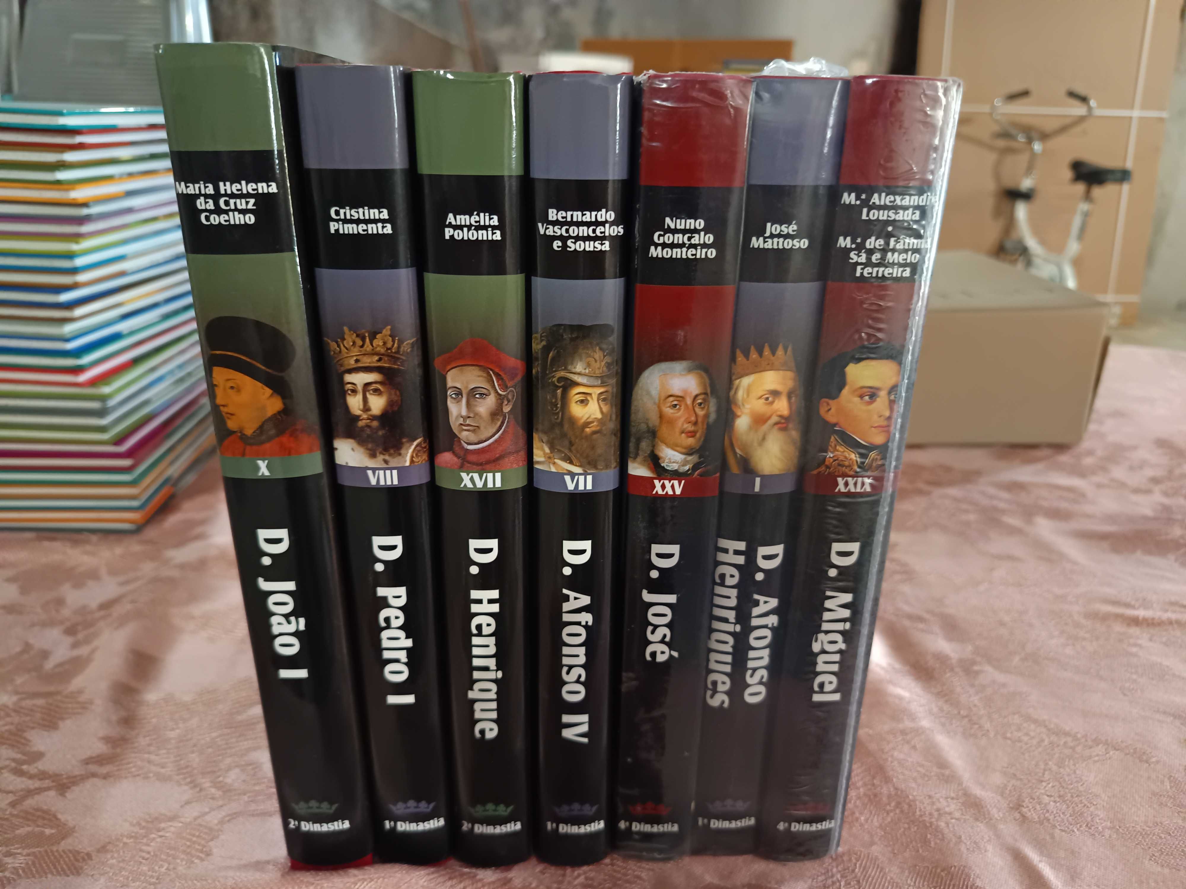 Lote livros diversos em Português