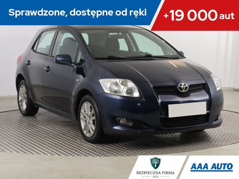 Toyota Auris 1.6 Dual VVT-i, Klima, Parktronic,ALU