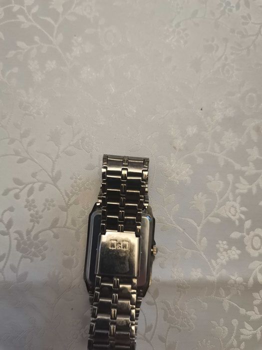Zegarek damski Q&Q